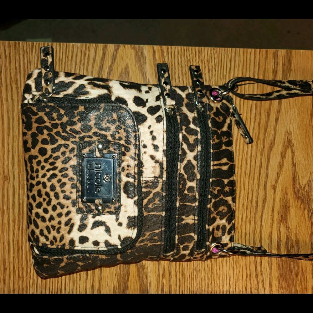 Leopard spotted side purse